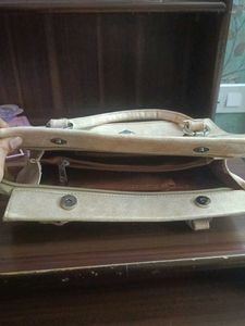 Women handbags