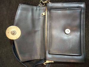 Chic Black Crossbody Bag🖤