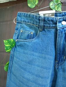 Here&#39;s A Perfect Flared/Wide Leg Jeans For You!!
