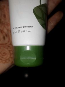 Plum Green Tea Face Wash