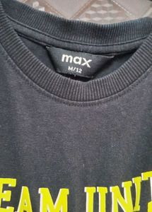 sporty t-shirt