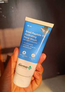 The derma Co Snail. Peptide 69 Hydrating Face Wash