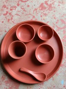 Earthenware Dining Set