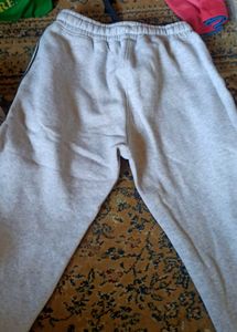 very warm and stylish tracksuit for boys