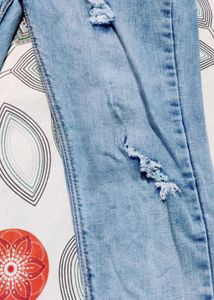 Stylish Ripped Jeans