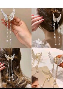 Pearl Studied Clutch/claw/butterfly