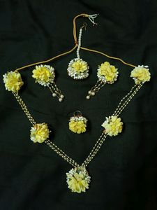 Haldi Jewellery Set