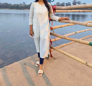 Beautiful Chikankari Kurti
