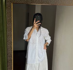 NEW LOOK WHITE COTTON LACE CUTOUT SHIRT