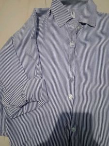 Striped Button-Down crop. Shirt