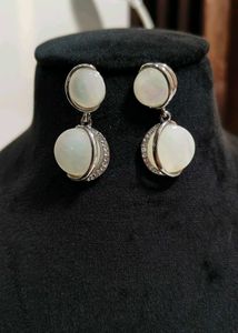 Oval Shaped Elegant Earrings