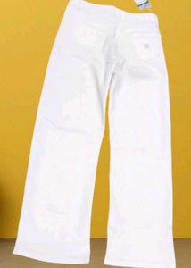 E@68 E@43 Size-28 Straight Jeans