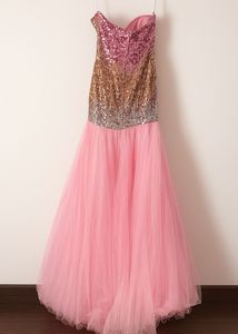 Beautiful pink Ballgown
