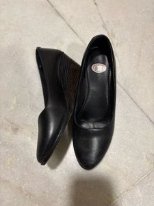 ZOOM Black Formal Heels