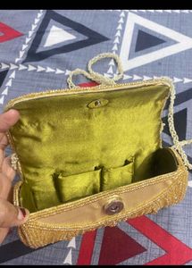 Beautiful Embroidery Clutch💛