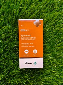 The Derma Co. Spf 60 PA++++ Sunscreen Stick