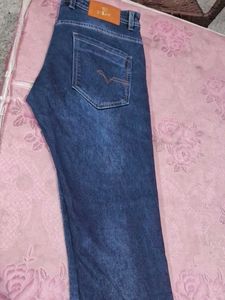 Distressed Bootcut Jeans