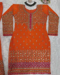 Top Sharara Dupatta Set 👌😍