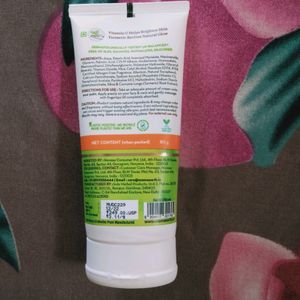 mamaearth Face Cream Vitamin C