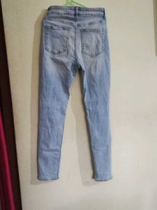 Light Wash Skinny Jeans