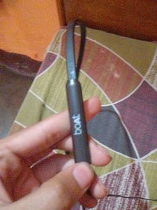 Boat Neckband One Ear Working Only Fixed Price