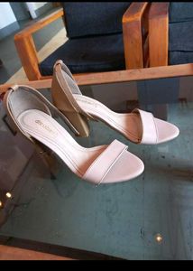 Women Dressberry Heels, Size 37 ,UK 5