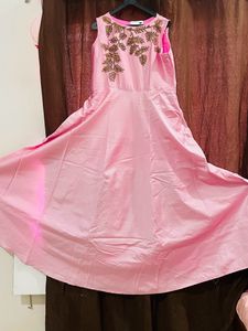 A Stunnig Pink Gown💗