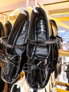 ' Black marry jane Patent Ballet Flats