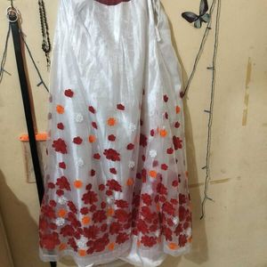 Embroidered Sari Blouse And Lehanga No Dubbatta