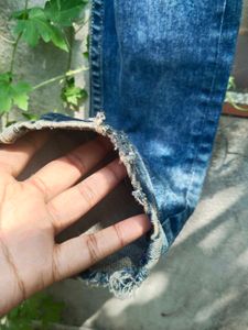 Here &amp; Now Branded Ripped Blue Jeans