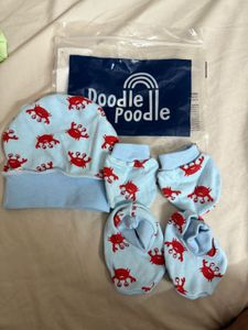 Set Of Cap , Socks And Mittens For Newborn