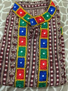 Embroidered  Kurta Pyjama Set Fr 2-3 Year Olds