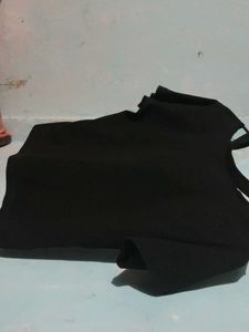This Is a Small Black top For Girls