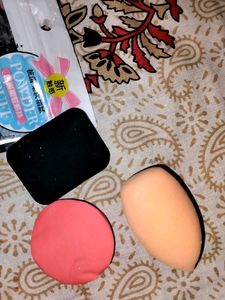 Blender With Face Powder Puff