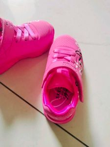 Cute Pink Skechers Sneakers never used