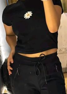 BLACK CROP TOP