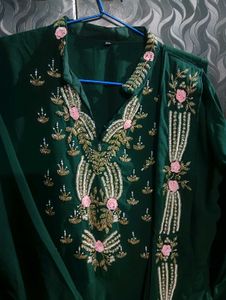 Elegant Green Ethnic Gown