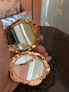 Pocket Mirror 🪞