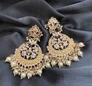 White kundan earrings