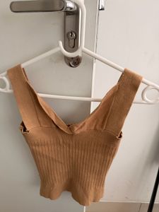 Ribbed Knit Crop Top