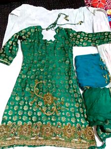 🎉only Today Offer 🎉🎊 Suite Set With Afgani Salw