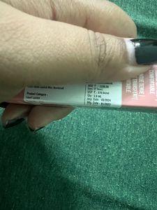 🥳SALE🥳 Huda Beauty Lipstick “Bombshell”