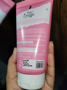 Pure Origin Vitamin C Face Wash