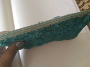 Blue Colour Roses Design Wallet