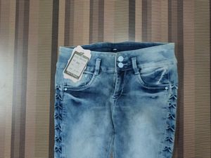 DG-145 Size-28 Denim Capri