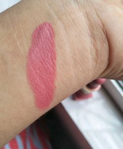 Nudeit Creamy Matte Lipstick