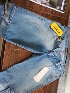 LYV Jeans
