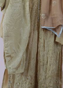 Elegant Golden Embroidered Kurti Set 📐