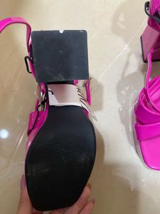 Zara Heel Size 35