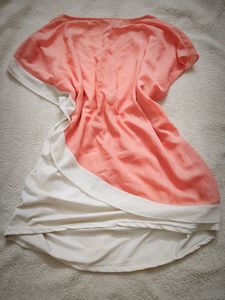Pretty Peach Top With layers And white Inner